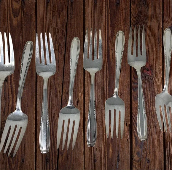 Vintage Lot 40 Pc Harmony House Serenade AA+ Silverplate Flatware Sears Svc 8 - Picture 5 of 14